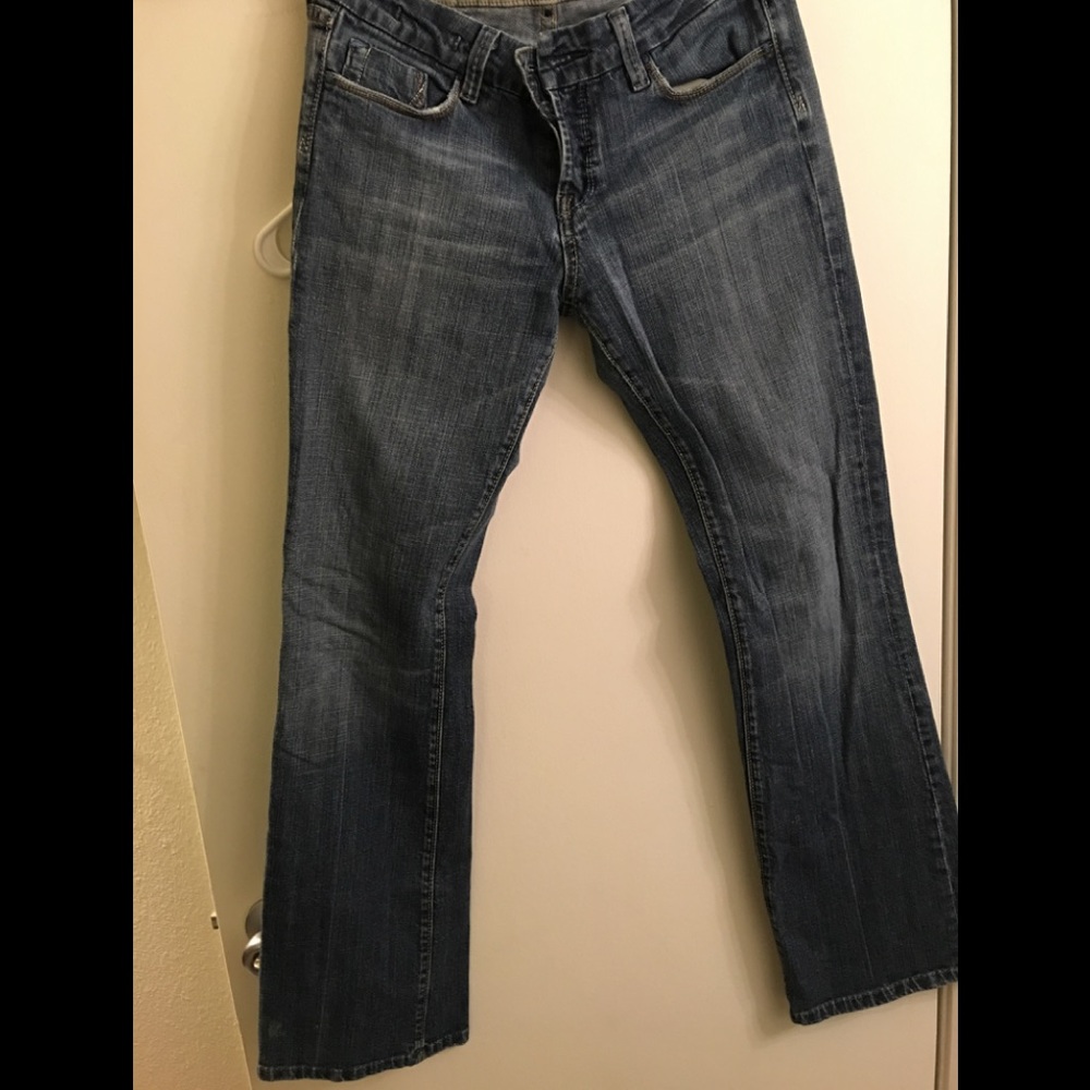 Vigoss distressed jean
